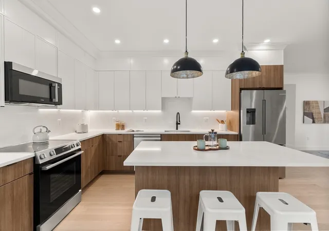 5th image of 228 Washington Street #4, Brighton, MA 02135 | MLS# 73556087