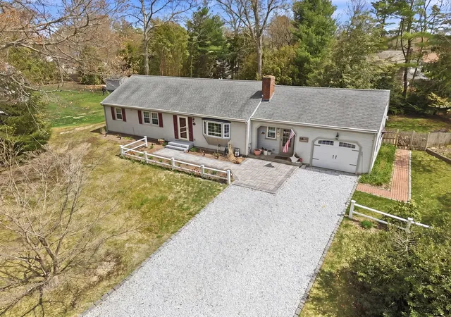 3rd image of 53 Hadrada Ln, Centerville, MA 02632 | MLS# 73513305