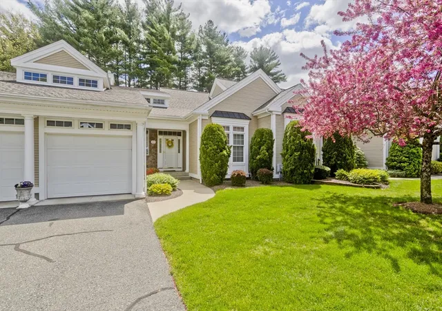 Homes for sale in Wilbraham, MA | 100 High Pine Cir #100, Wilbraham, MA 01095 | MLS# 73518968