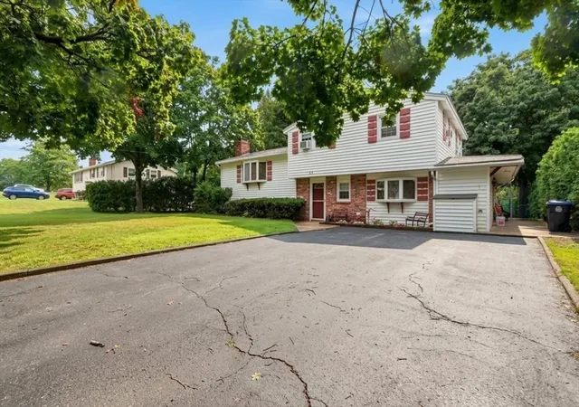Photo 3 of Single family home for sale at 33 Rolling Ln, Hudson, MA 01749 | MLS# 73559823 | Listing updated on 2026-09-14