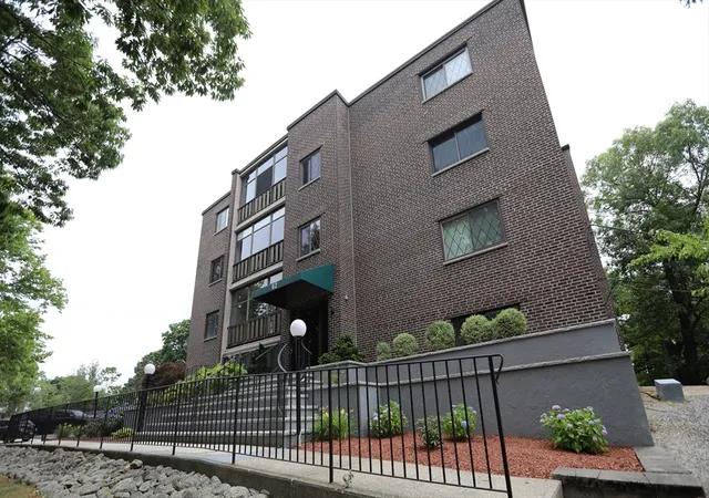Homes for sale in Quincy, MA | 62 South St #15, Quincy, MA 02169 | MLS# 73540155