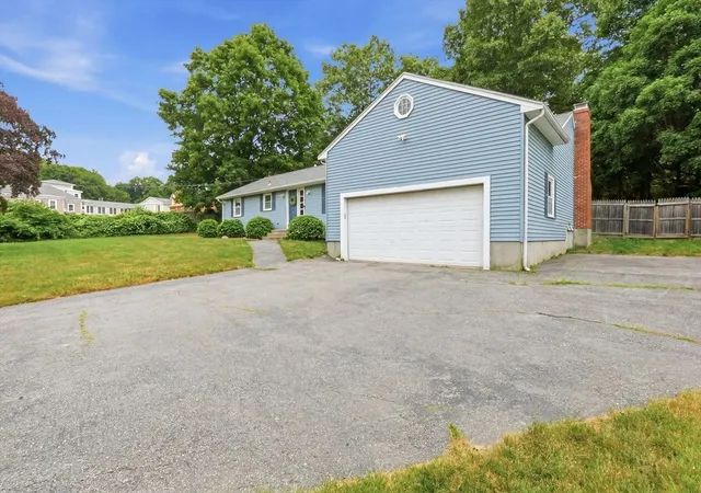 Homes for sale in Marlborough, MA | 74 Framingham Road, Marlborough, MA 01752 | MLS# 73546526