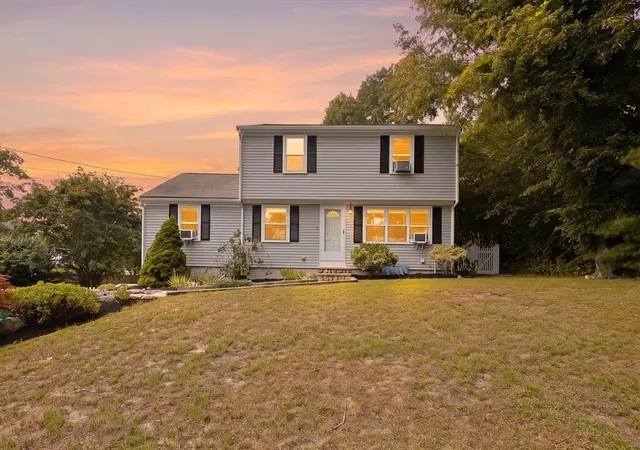 Photo 2 of Single family home for sale at 33 Lakefield Rd, Yarmouth, MA 02664 | MLS# 73568872 | Listing updated on 2026-09-13