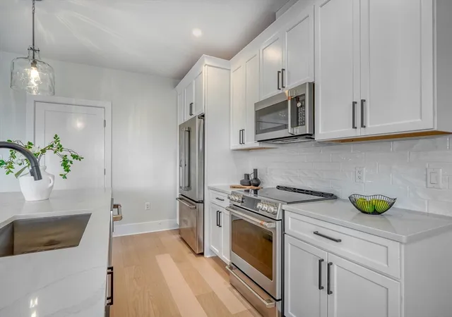 3rd image of 62 Foundry St #416, Wakefield, MA 01880 | MLS# 73545414