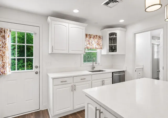 Photo 4 of Sale Pending at 7 Arthur St, Seekonk, MA 02771 | MLS# 73562501 | Listing updated on 2026-08-18