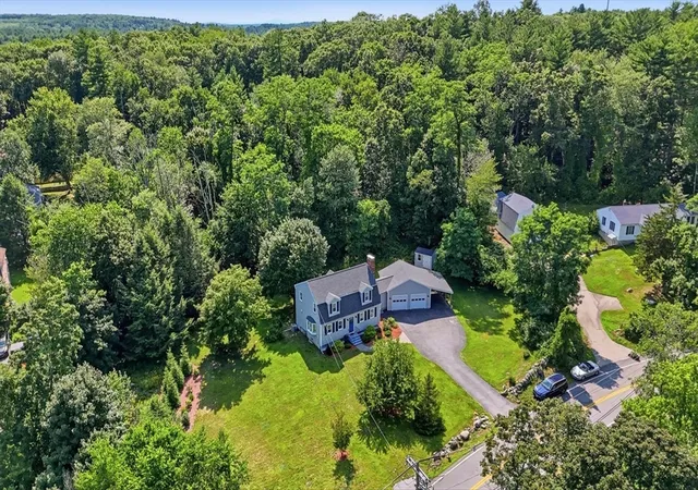 41st image of 38 Dunstable Road, Westford, MA 01886 | MLS# 73556021