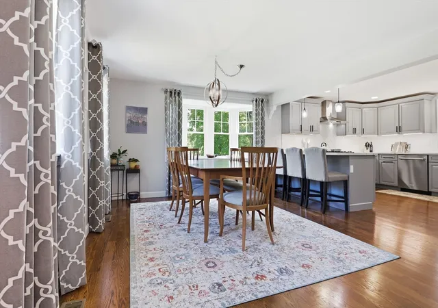 5th image of 38 Dunstable Road, Westford, MA 01886 | MLS# 73556021
