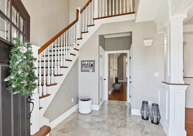 3rd image of 71 Regency Pl, North Andover, MA 01845 | MLS# 73470985