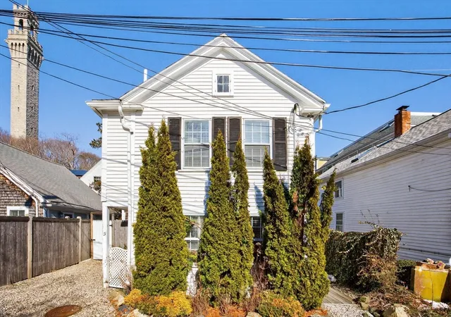Photo 1 of Single family home for sale at 5 Webster Pl, Provincetown, MA 02657 | MLS# 73496174 | Listing updated on 2026-04-10