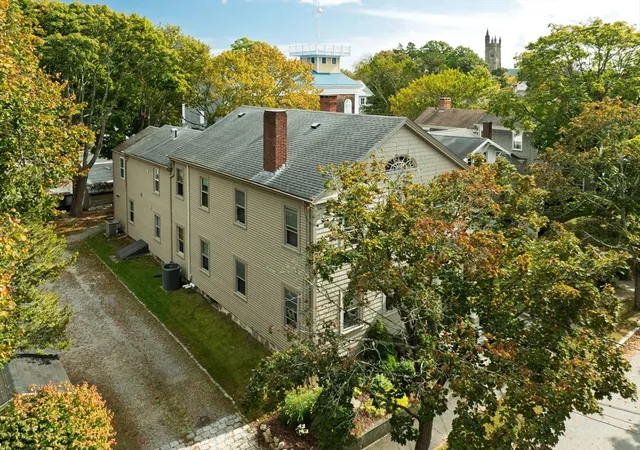 2nd image of 51 William St #2, Fairhaven, MA 02719 | MLS# 73558576