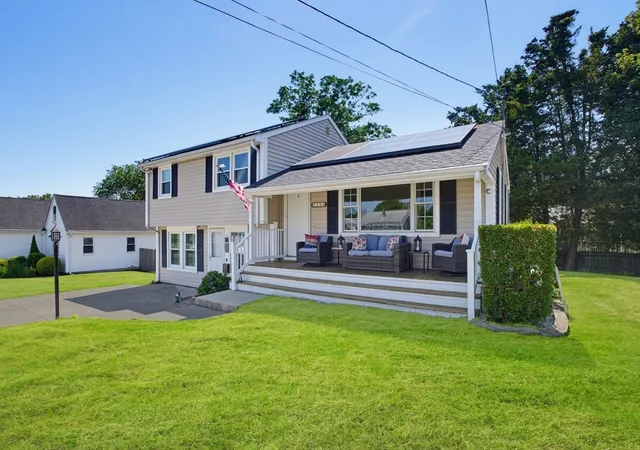 2nd image of 433 Pearse Road, Swansea, MA 02777 | MLS# 73544985