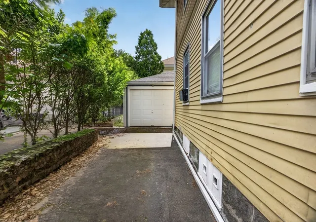 37th image of 190 192 Kendrick Ave, Quincy, MA 02169 | MLS# 73528734