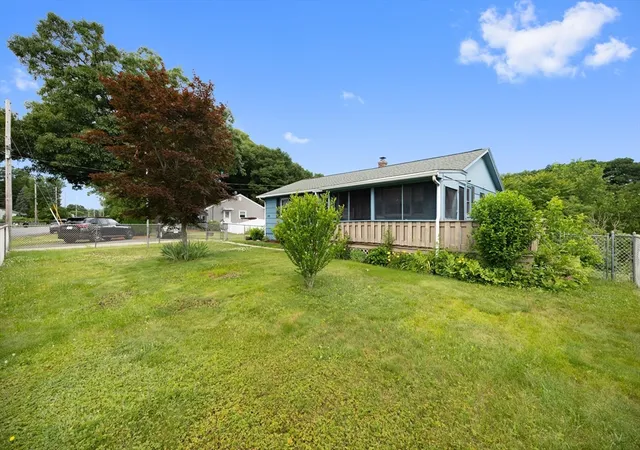 Homes for sale in Chicopee, MA | 522 Prospect St, Chicopee, MA 01020 | MLS# 73540491