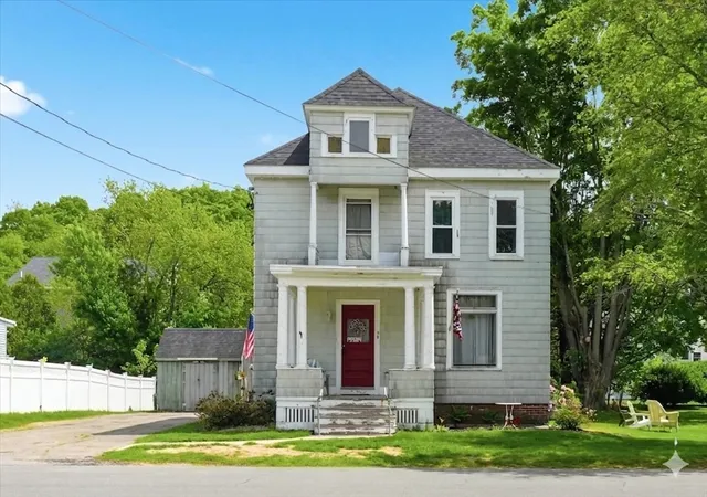 1st image of 36 Oxford Ave, Haverhill, MA 01835 | MLS# 73528939