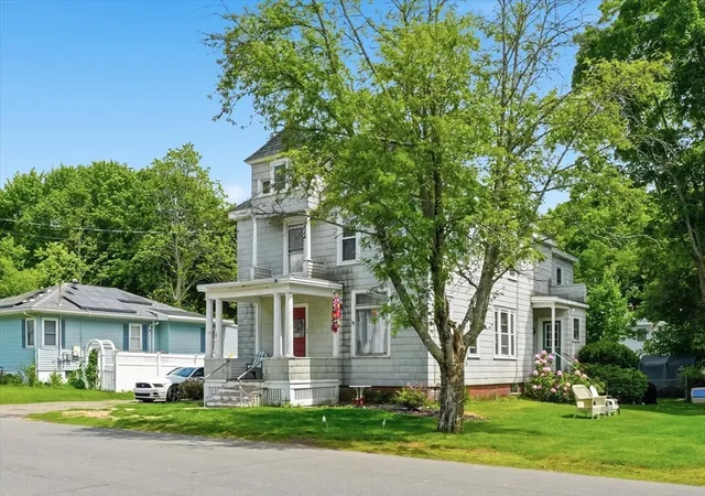 3rd image of 36 Oxford Ave, Belmont, MA 02478
