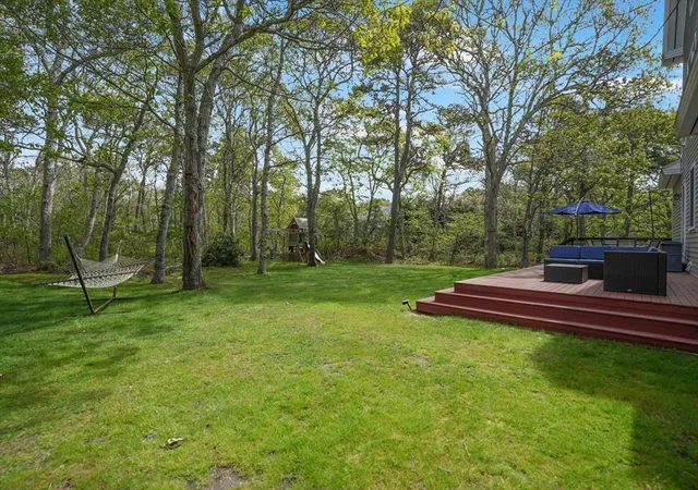 5th image of 10 North Bog Rd, Edgartown, MA 02539 | MLS# 73524464