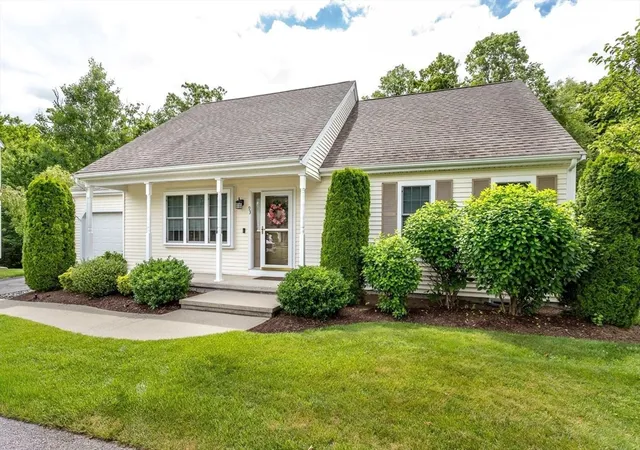 Homes for sale in Stoughton, MA | 93 Brewster #93, Stoughton, MA 02072 | MLS# 73536271