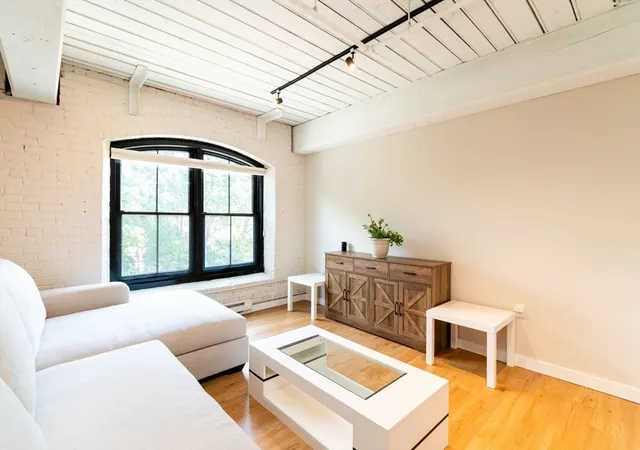 2nd image of 55 Sterling St #205, Clinton, MA 01510 | MLS# 73561264