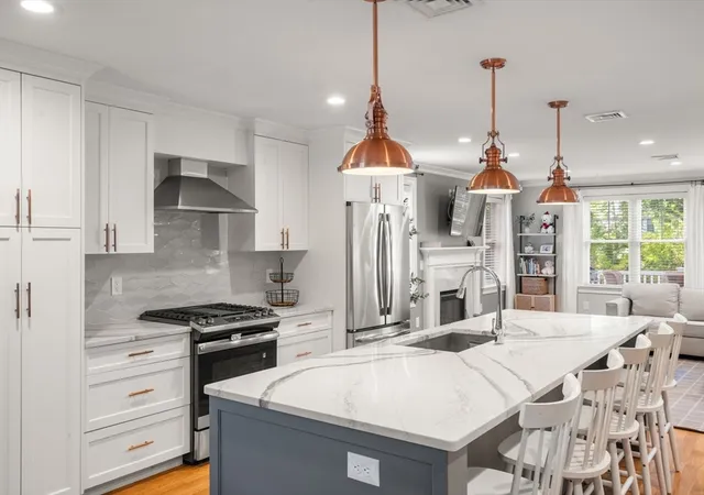 2nd image of 121 Salem St, Reading, MA 01867 | MLS# 73556238