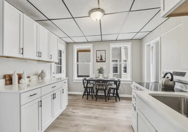 2nd image of 207 209 White St, Springfield, MA 01108 | MLS# 73499601