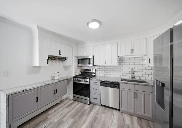 3rd image of 104 Roper St #B, Lowell, MA 01852 | MLS# 73557053