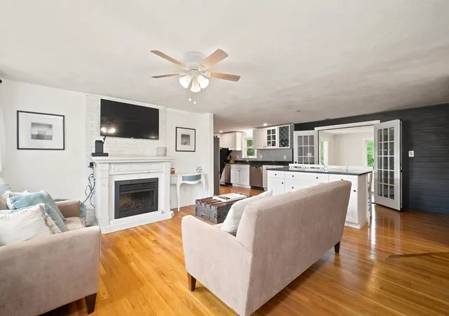 Photo 3 of Sale Pending at 456 North St, Bridgewater, MA 02324 | MLS# 73553958 | Listing updated on 2026-09-24