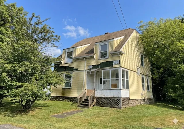 Homes for sale in Natick, MA | 12 Florence St, Natick, MA 01760 | MLS# 73541938