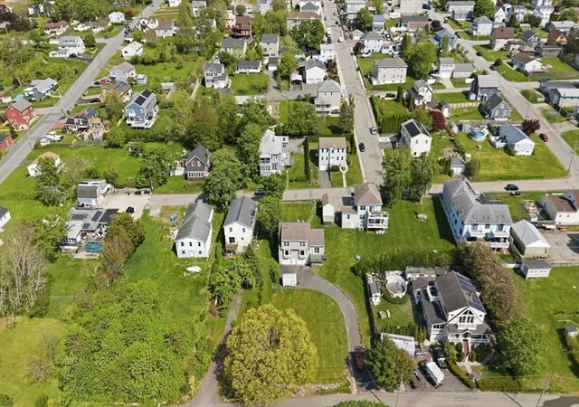 4th image of 400 Sampson, Fall River, MA 02724 | MLS# 73520941