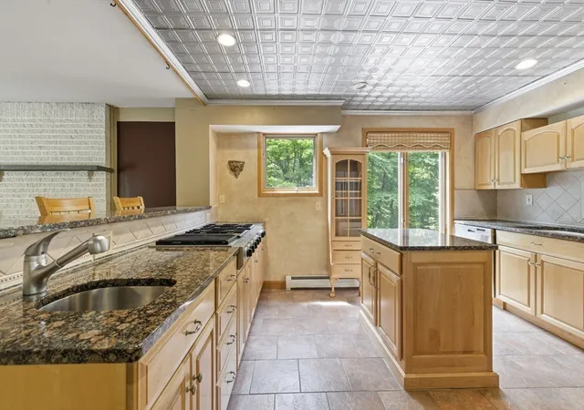 Homes for sale in Belchertown, MA | 55 Shaw St, Belchertown, MA 01007 | MLS# 73529036