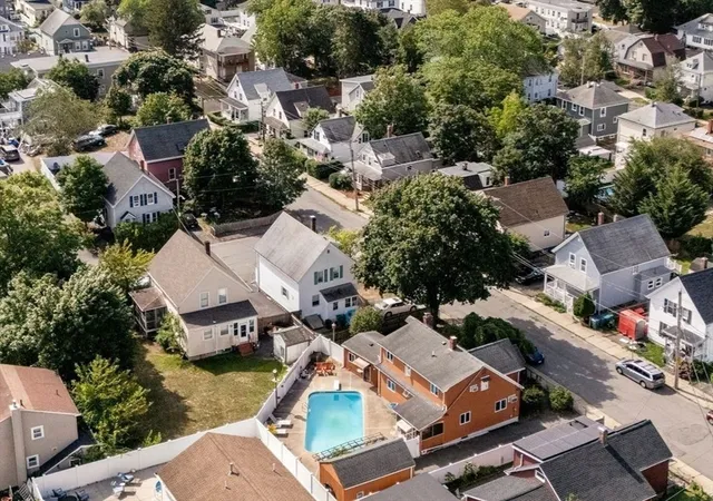 4th image of 37 Arbor St, Lynn, MA 01902 | MLS# 73423332