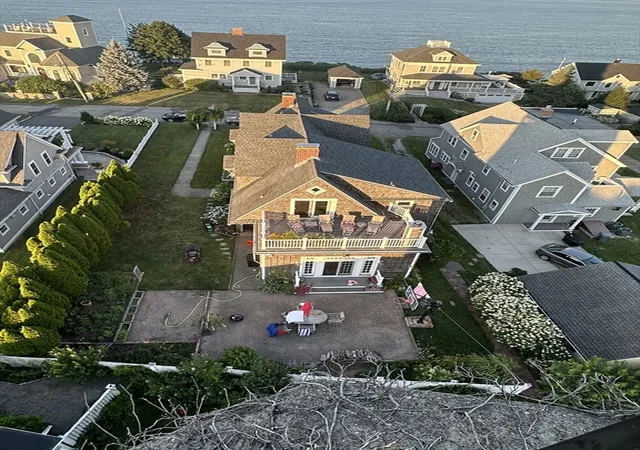 2nd image of 11 Bluff Rd, Hull, MA 02045 | MLS# 73564427