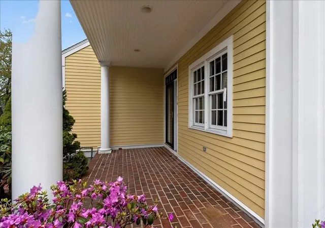 Homes for sale in Hingham, MA | 14 Whiting Ln, Hingham, MA 02043 | MLS# 73539494