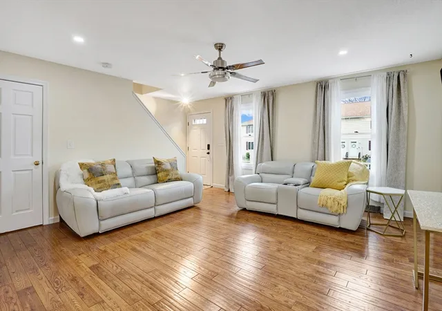 3rd image of 200 Lambert Ter #11, Chicopee, MA 01020 | MLS# 73555598