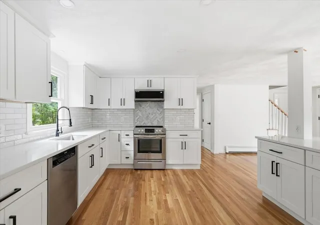 4th image of 37 Orchard Dr, Pembroke, MA 02359 | MLS# 73567872