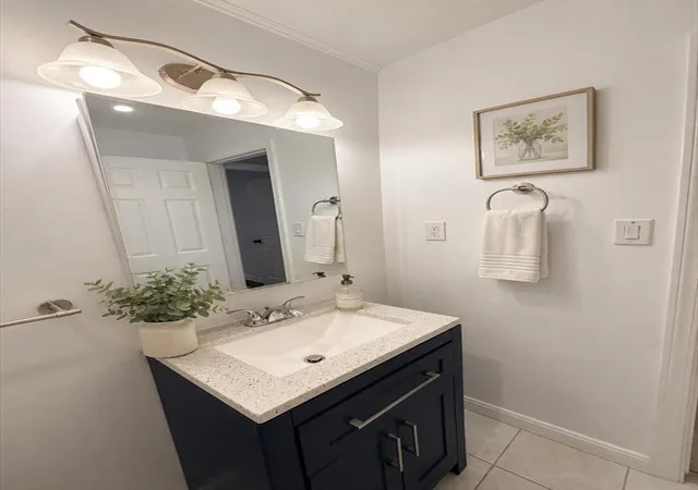 Homes for sale in Barnstable, MA | 307 W Main St #1, Barnstable, MA 02601 | MLS# 73527165