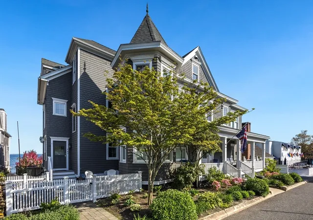 36th image of 165 Commercial Street #Unit 4, Provincetown, MA 02657 | MLS# 73353550