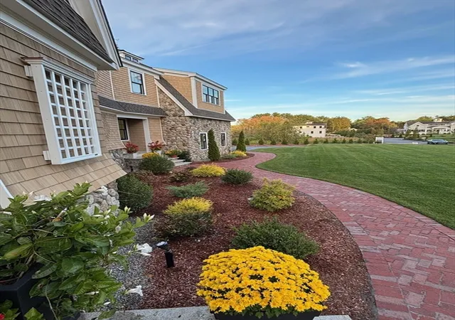 4th image of 70 Mccallar Lane, Concord, MA 01742 | MLS# 73452478
