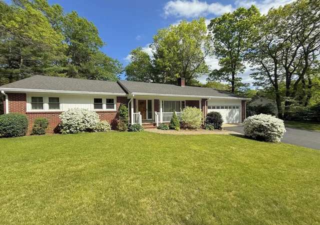 2nd image of 147 Mill St, Westwood, MA 02090 | MLS# 73559957
