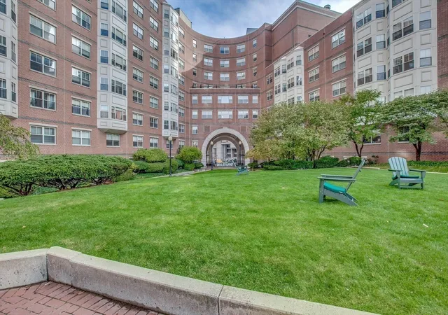 3rd image of 150 Staniford Street #PH9, Boston, MA 02114 | MLS# 73508110