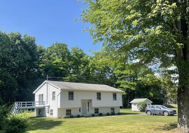 Homes for sale in Hatfield, MA | 4 Elm Ct, Hatfield, MA 01038 | MLS# 73538743