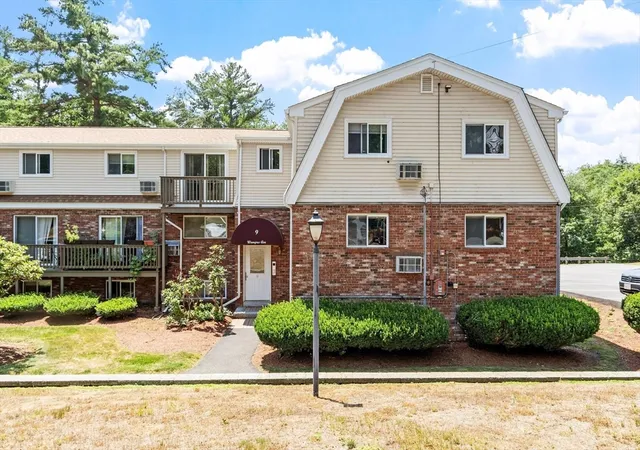 Homes for sale in Acton, MA | 9 Wampus Ave #4, Acton, MA 01720 | MLS# 73547155
