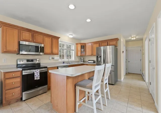 4th image of 3 Autumn Dr, West Wareham, MA 02576 | MLS# 73496307