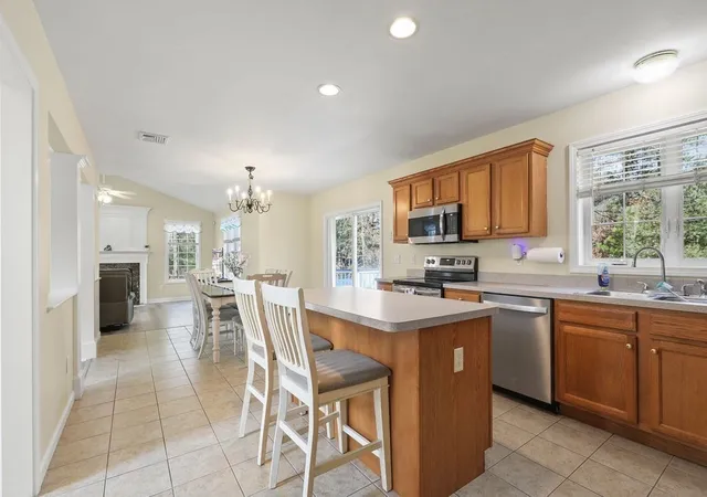 5th image of 3 Autumn Dr, West Wareham, MA 02576 | MLS# 73496307