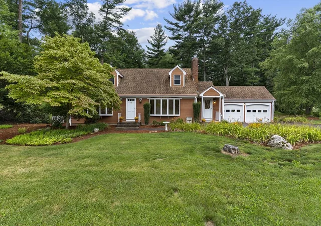 1st image of 730 Lindsey St, Attleboro, MA 02703 | MLS# 73565567