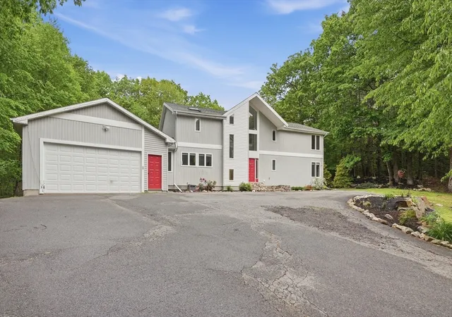 Homes for sale in Ashburnham, MA | 176 Cashman Hill Rd, Ashburnham, MA 01430 | MLS# 73528596