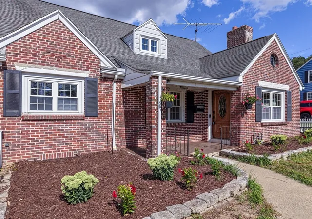 Photo 3 of Single family home for sale at 115 Saint James Ave, Chicopee, MA 01020 | MLS# 73569949 | Listing updated on 2026-09-03