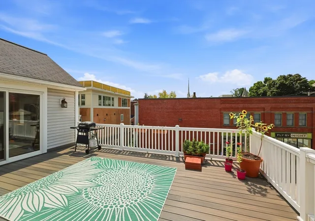 4th image of 35 State Street #D, Northampton, MA 01060 | MLS# 73562586
