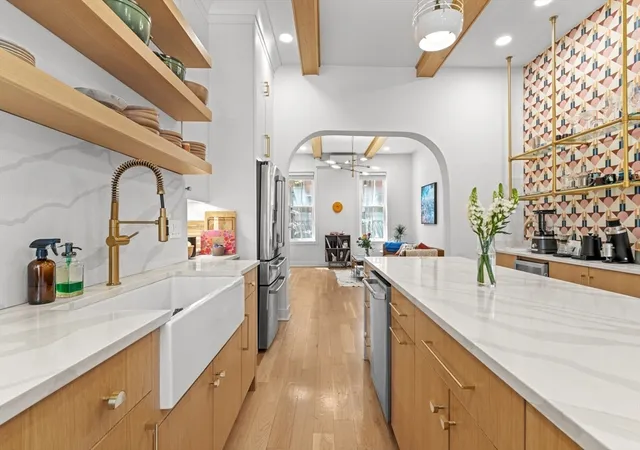 Homes for sale in Boston, MA | 54 E Springfield St #1, Boston, MA 02118 | MLS# 73509478