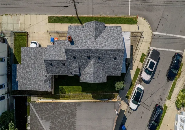 33rd image of 130 Rockland St, New Bedford, MA 02740 | MLS# 73564484