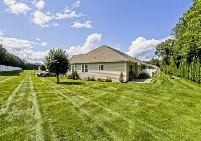 35th image of 150 Stonybrook Way #150, South Hadley, MA 01075 | MLS# 73565818